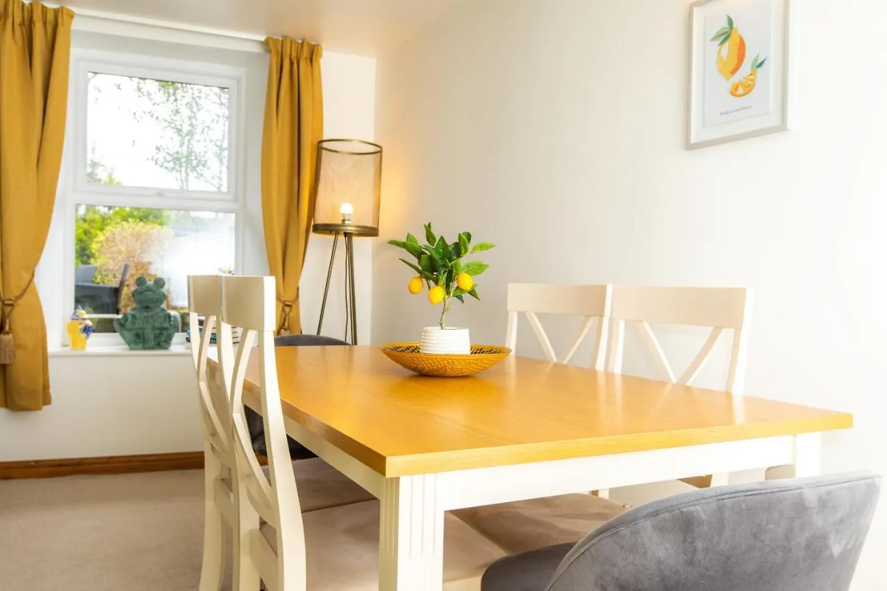 The Ilkley Hideaway Apartment 0*,
